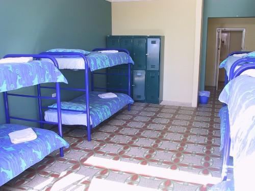 Ocean Beach Backpackers Hostel Perth Bagian luar foto