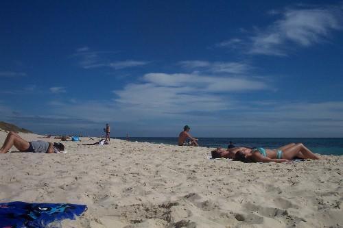 Ocean Beach Backpackers Hostel Perth Bagian luar foto